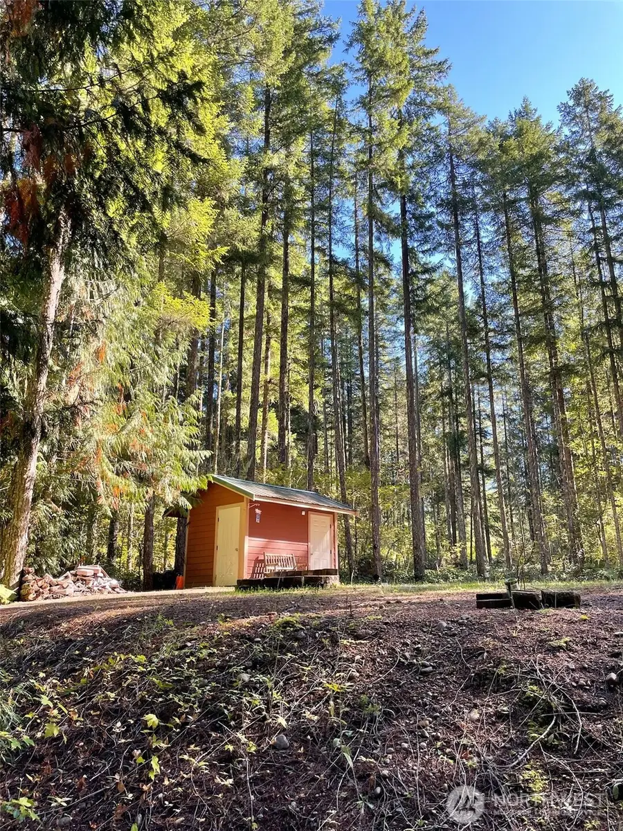 20 N Oxbow Place, Hoodsport, WA 98548 - Image #2