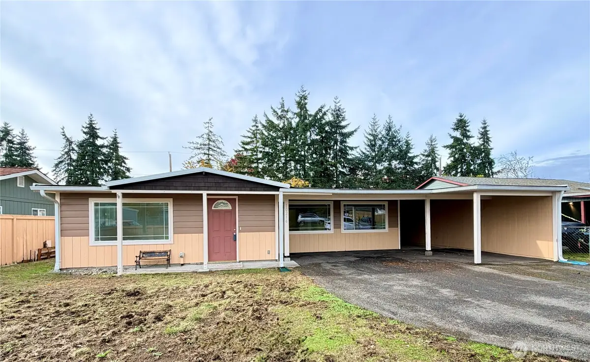 10216 Villa Lane Sw, Lakewood, WA 98499 - Image #1