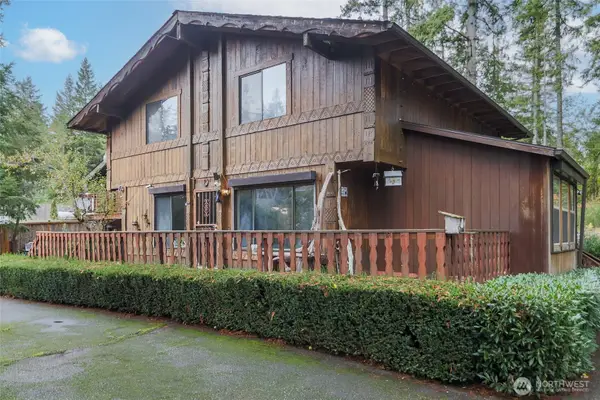 19523 17th Street Sw, Lakebay, WA 98349