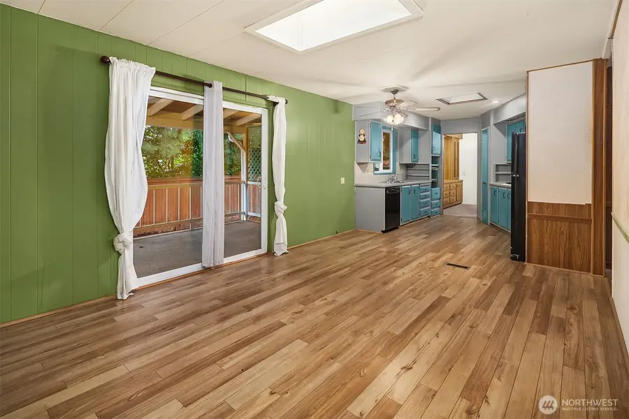 12800 NE 190th Place, Bothell, WA 98011 - Image #2