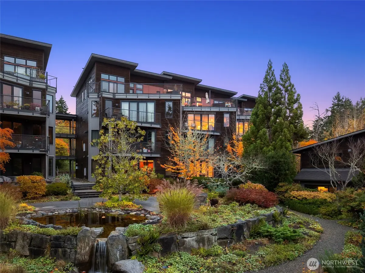 620 NE Vineyard Lane #B302, Bainbridge Island, WA 98110 - Image #1