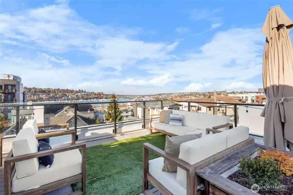 2212 Franklin Avenue E #B, Seattle, WA 98102