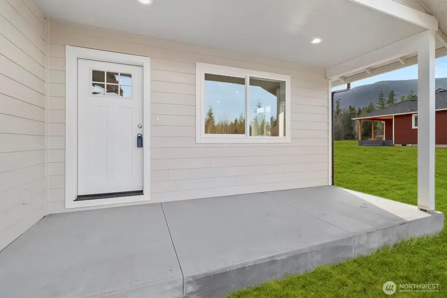 6479 Watson Loop, Maple Falls, WA 98266 - Image #2