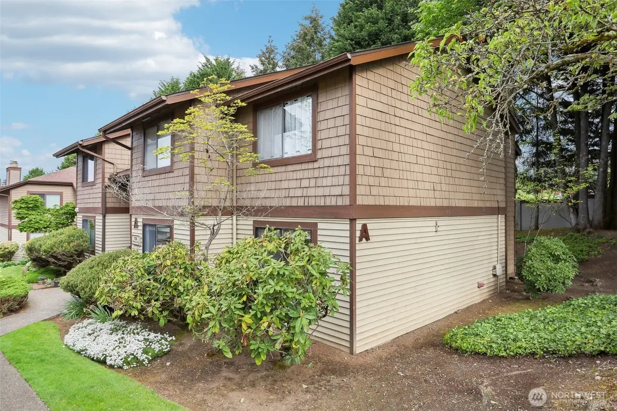 705 NE 143rd Avenue #A1, Bellevue, WA 98007 - Image #1