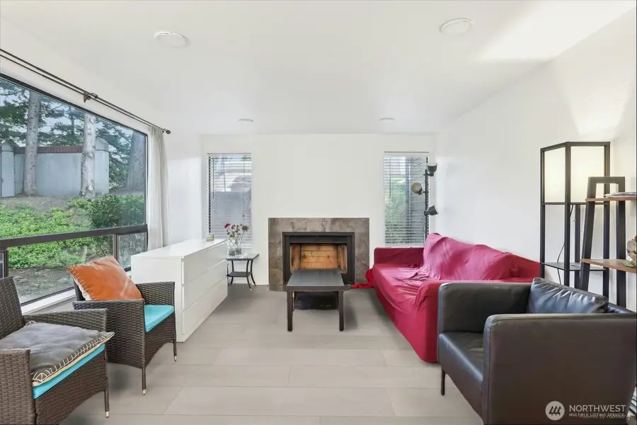 705 NE 143rd Avenue #A1, Bellevue, WA 98007 - Image #3