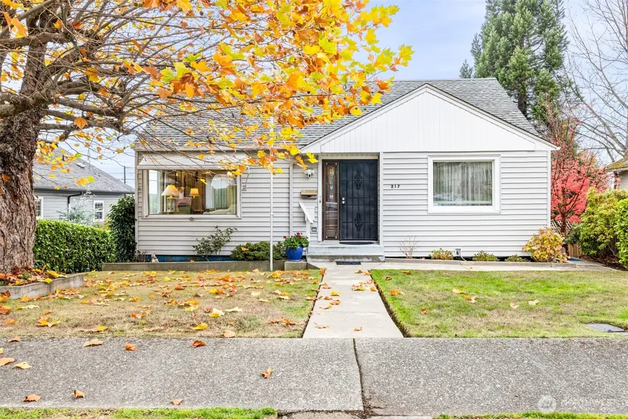 217 E 10th Street, Port Angeles, WA 98362 - Image #2