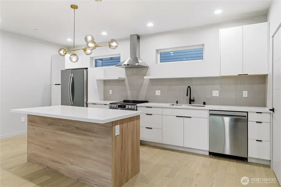 11825 59th Avenue S #B, Seattle, WA 98178 - Image #2