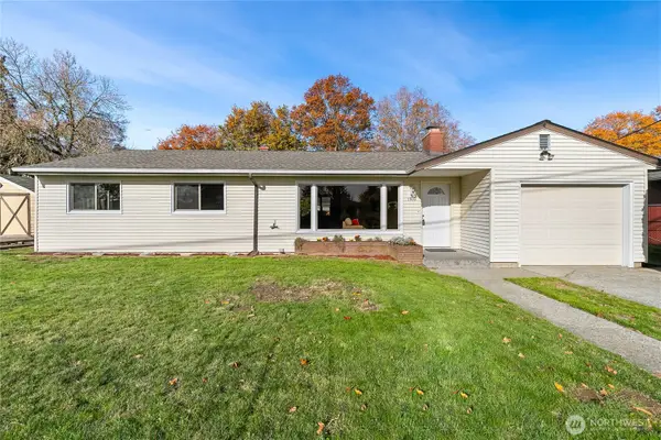 1510 E Street, Lynden, WA 98264