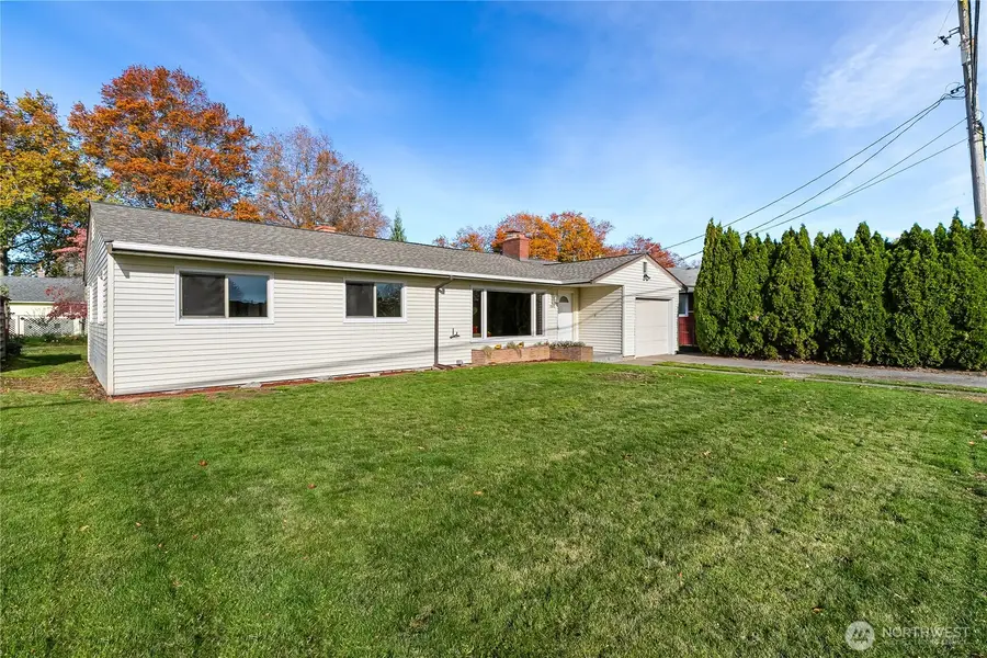 1510 E Street, Lynden, WA 98264 - Image #2