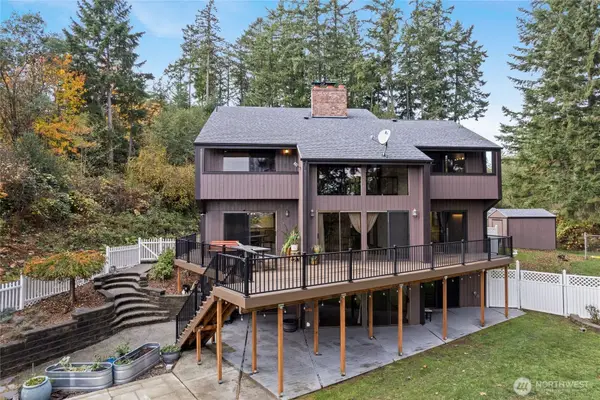 1048 12th Avenue, Fox Island, WA 98333