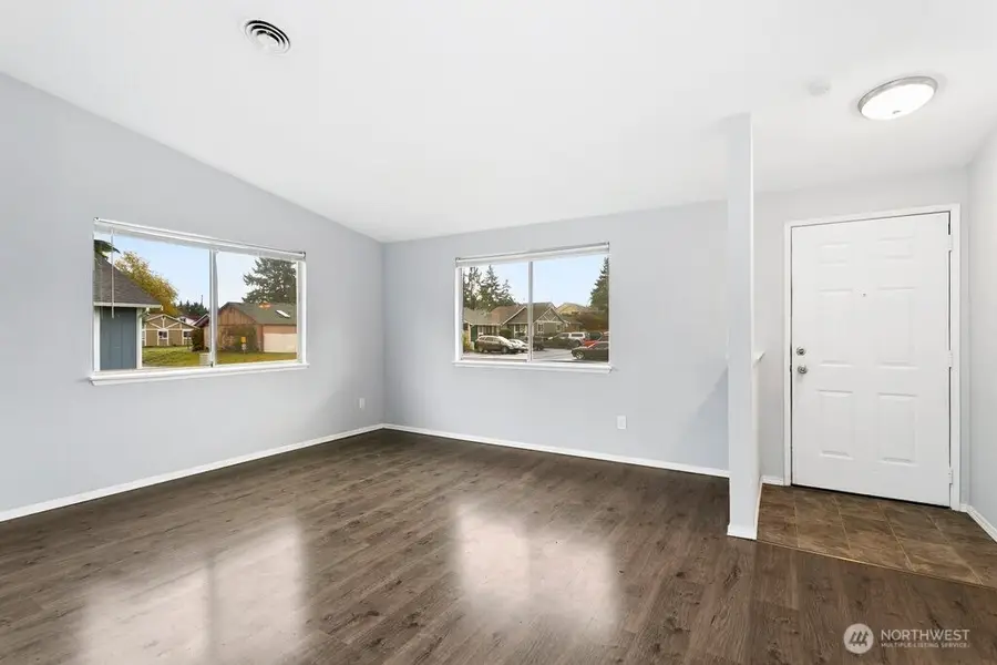 716 Lucerne Lane Se, Olympia, WA 98513 - Image #2