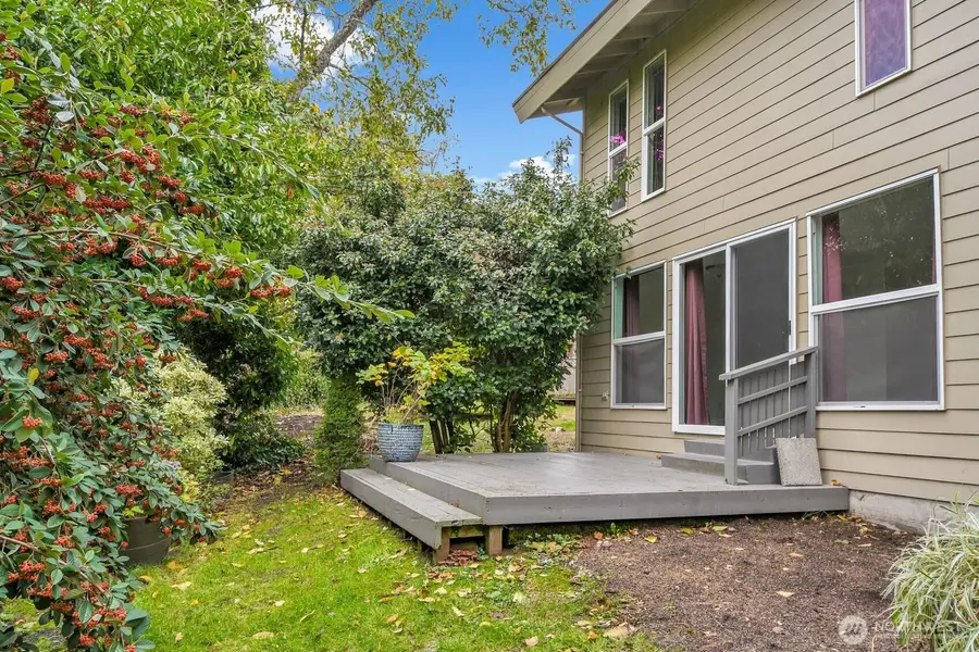 184 SW 200th Street, Normandy Park, WA 98166 - Image #2