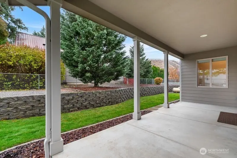 537 Chrisand Lane, Wenatchee, WA 98801 - Image #2