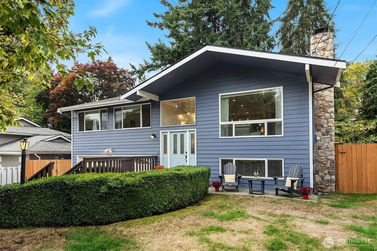 9625 164th Avenue Ne, Redmond, WA 98052 - Image #1