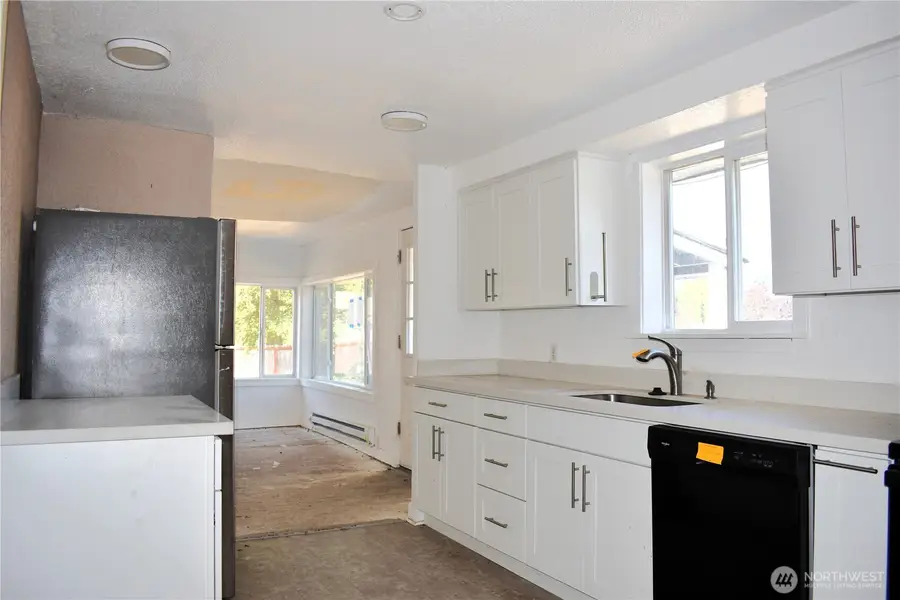 11452 8th Avenue Ct S, Tacoma, WA 98444 - Image #3