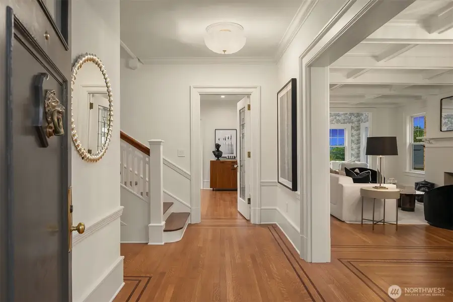 740 22nd Avenue E, Seattle, WA 98112 - Image #2