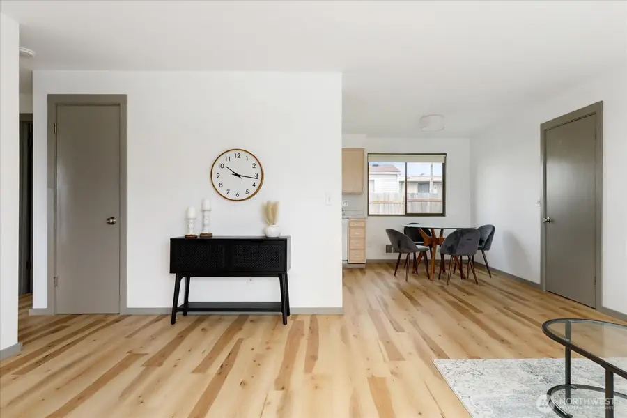 1768 SE 2nd Court, Oak Harbor, WA 98277 - Image #3