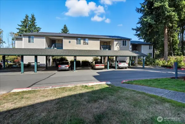 17431 Ambaum Boulevard S #B12, Seattle, WA 98148