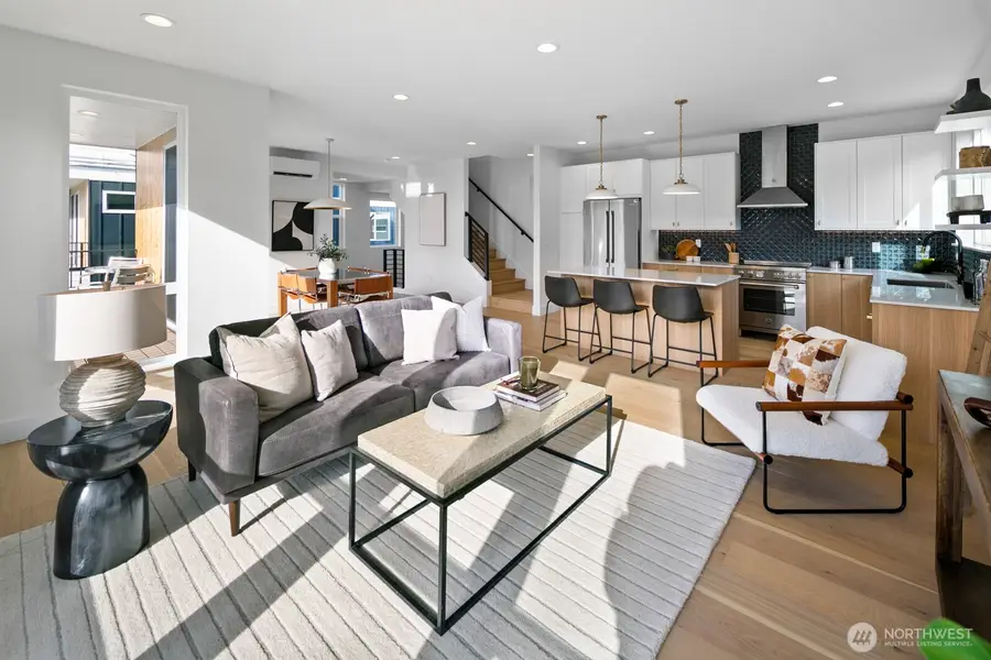 318 N 84th Street, Seattle, WA 98103 - Image #2