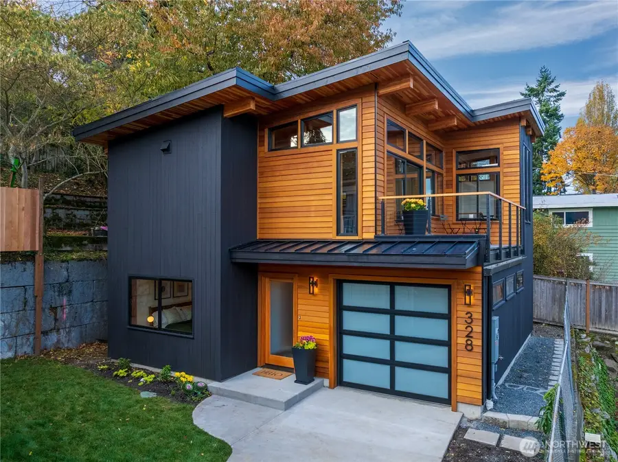 328 NE 55th Street, Seattle, WA 98105 - Image #2