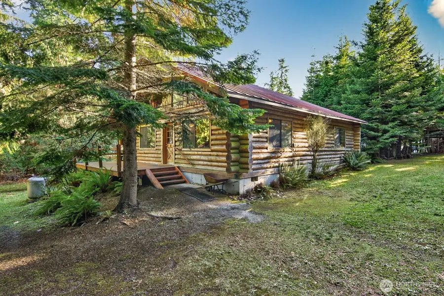2103 Sherwood Forest Lane, Camano Island, WA 98282 - Image #2