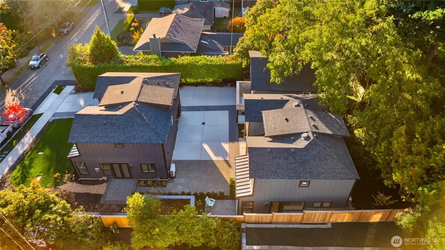 638 11th Avenue, Kirkland, WA 98033 - Image #2