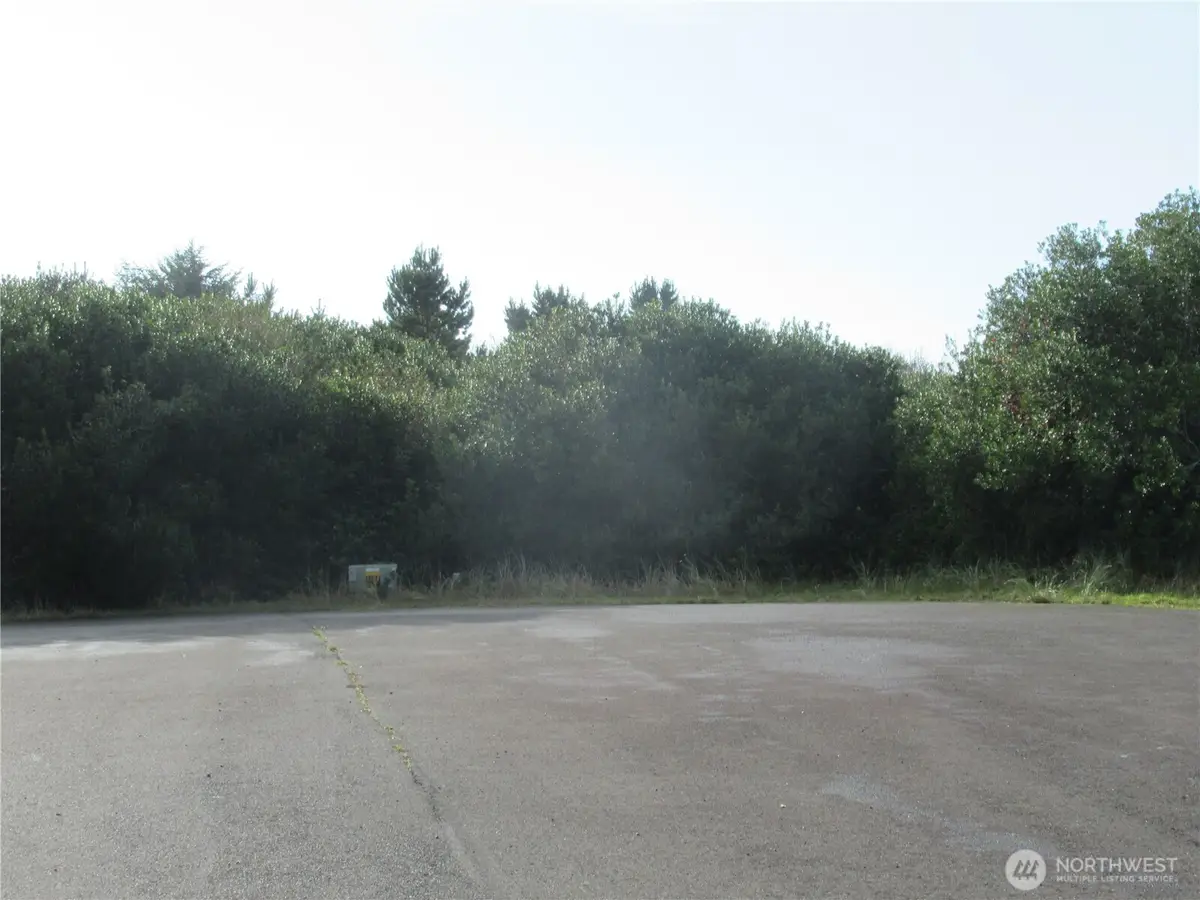 358 Trustee Street Sw #6, Ocean Shores, WA 98569 - Image #1