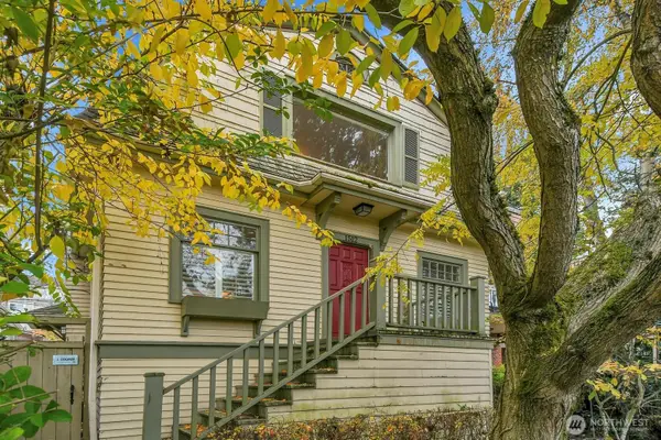 1512 10th Avenue W, Seattle, WA 98119