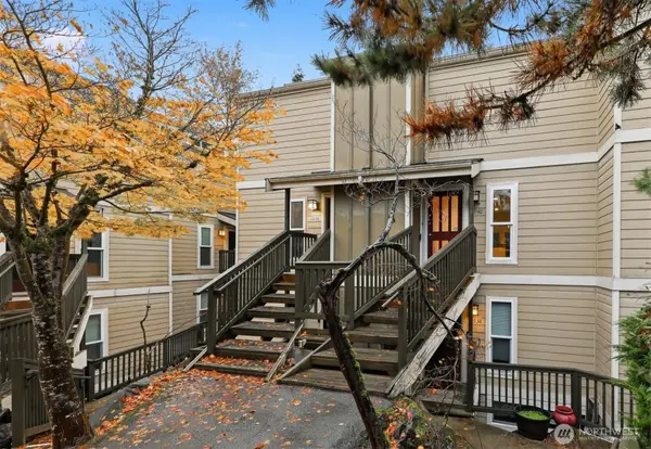 1940 N Northgate Way, Seattle, WA 98133