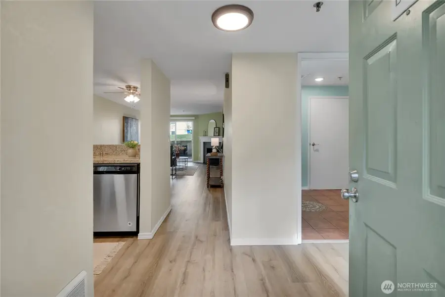 25035 98th Place S #D102, Kent, WA 98030 - Image #2