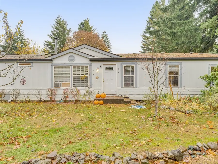 121 Rosenbach Lane, Carson, WA 98610 - Image #2