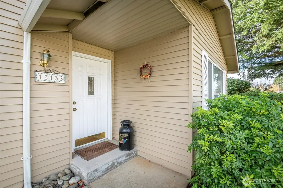12133 SE 217th Place, Kent, WA 98031 - Image #3