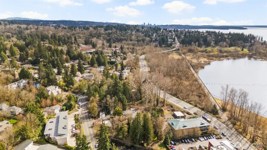 11419 99th Place Ne #102, Kirkland, WA 98033 - Image #3