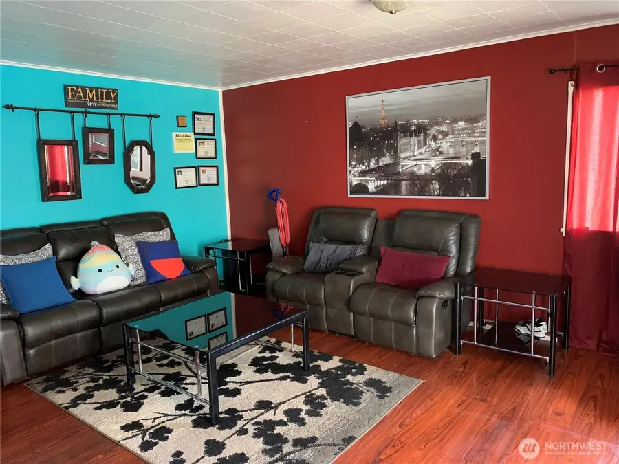 632 Index Avenue Ne, Renton, WA 98056 - Image #3