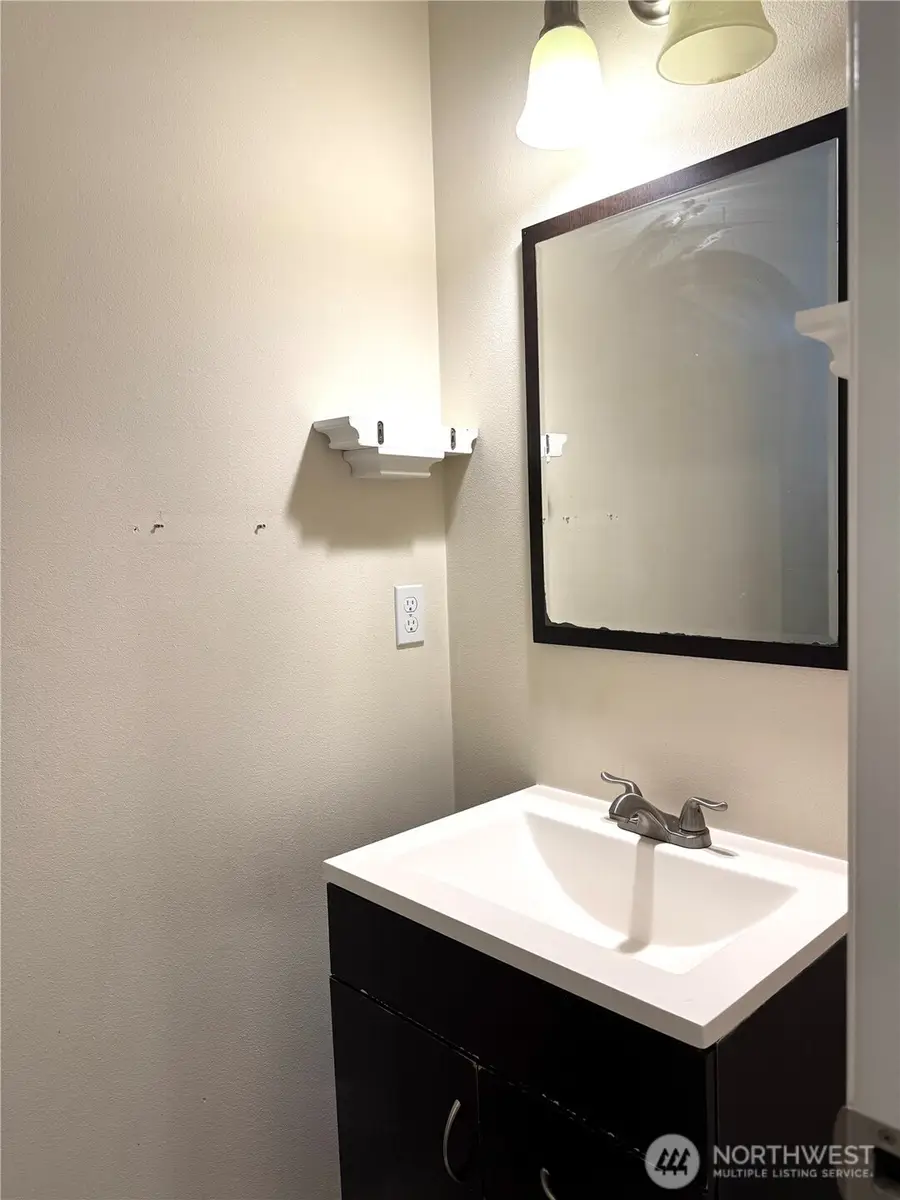 6827 41st Street E, Fife, WA 98424 - Image #3