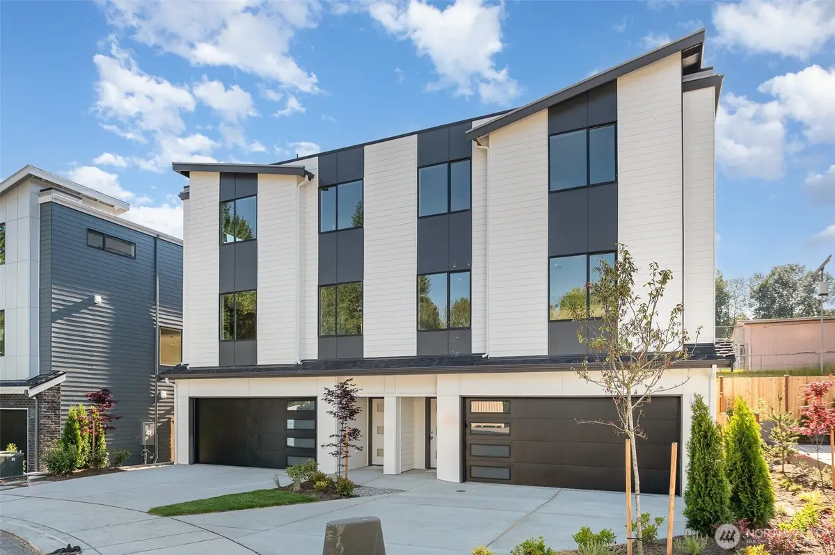 1524 243rd Place Sw #B, Bothell, WA 98021 - Image #1