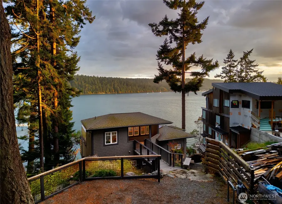 15833 Yokeko Drive, Anacortes, WA 98221 - Image #3