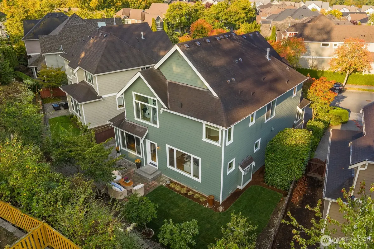 2336 29th Avenue Ne, Issaquah, WA 98029 - Image #1