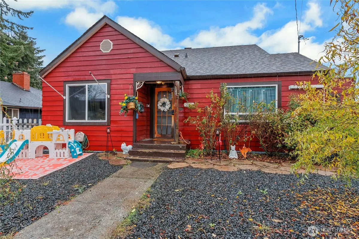 232 S Yantic Avenue, Bremerton, WA 98312 - Image #1