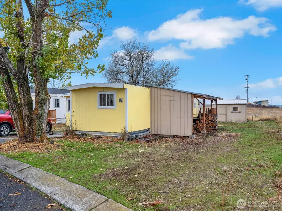 1500 S Columbus Avenue #16, Goldendale, WA 98620 - #2