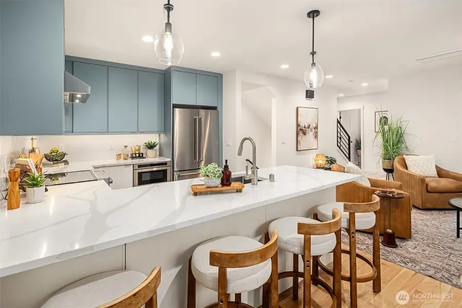 7045 16th Avenue Ne, Seattle, WA 98115 - Image #3