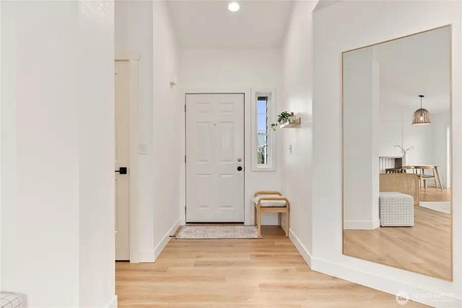 15421 8th Avenue Ct E, Tacoma, WA 98445 - Image #3