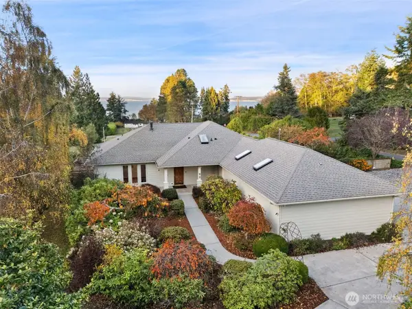 39221 Prospect Street Ne, Hansville, WA 98340