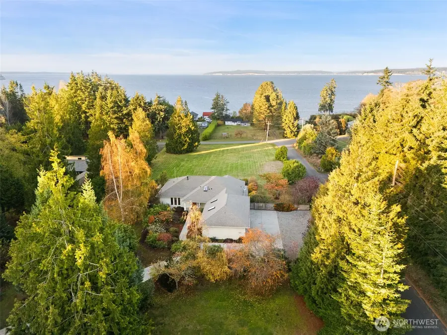 39221 Prospect Street Ne, Hansville, WA 98340 - Image #2