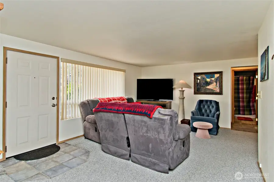 22909 59th Avenue W, Mountlake Terrace, WA 98043 - Image #2