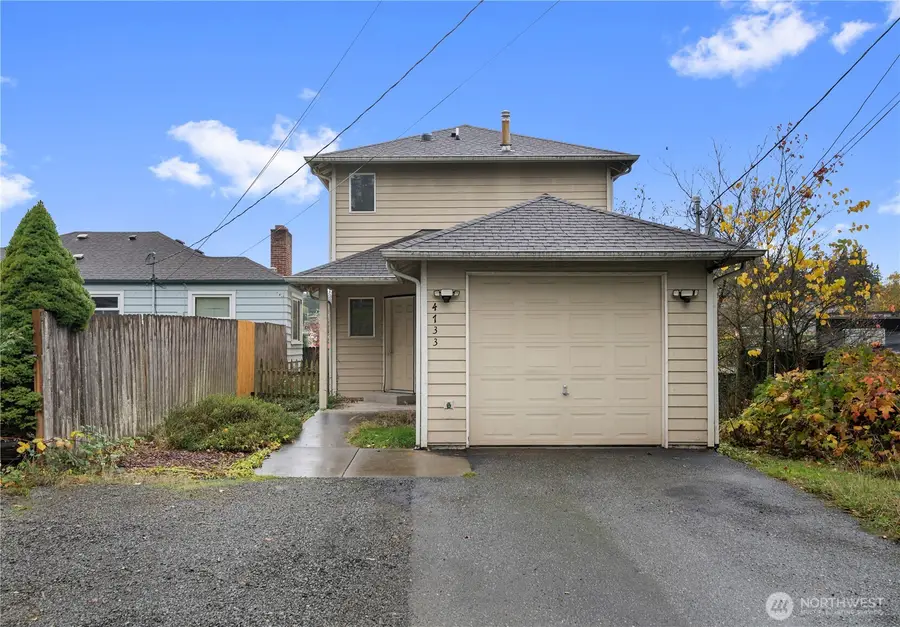 4733 Carlton Road, Everett, WA 98203 - Image #2