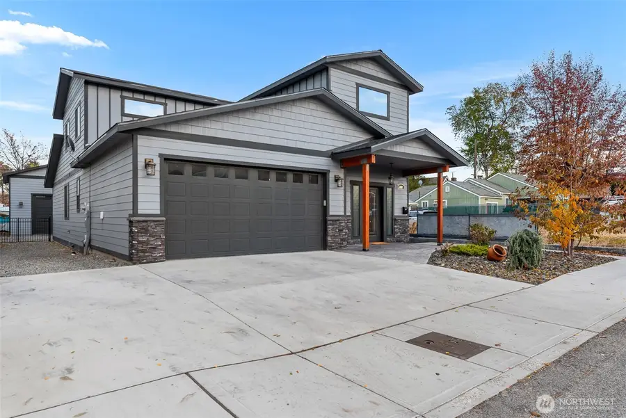 815 Highland Drive, Wenatchee, WA 98801 - Image #2