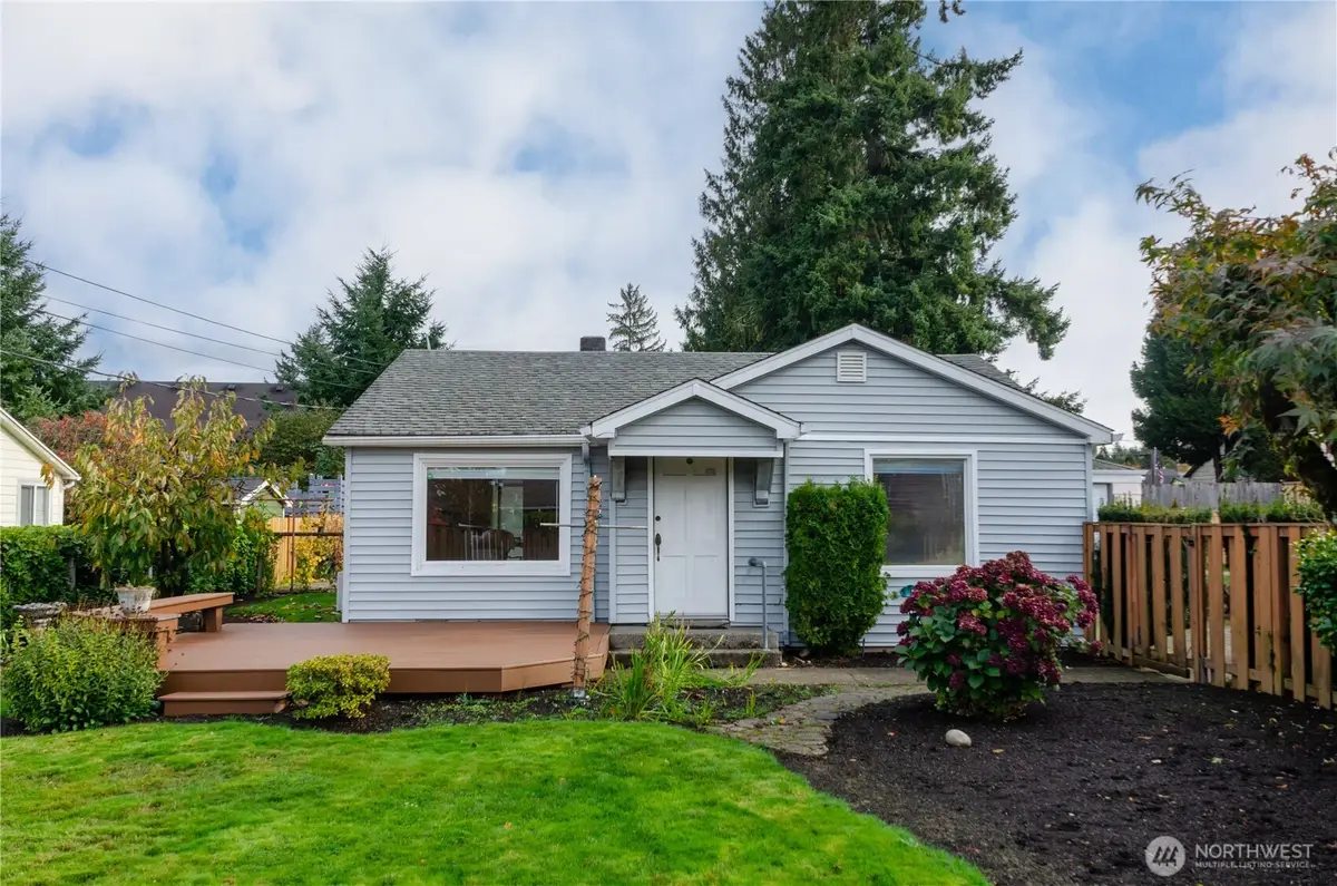 2723 Locust Avenue W, University Place, WA 98466 - Image #1
