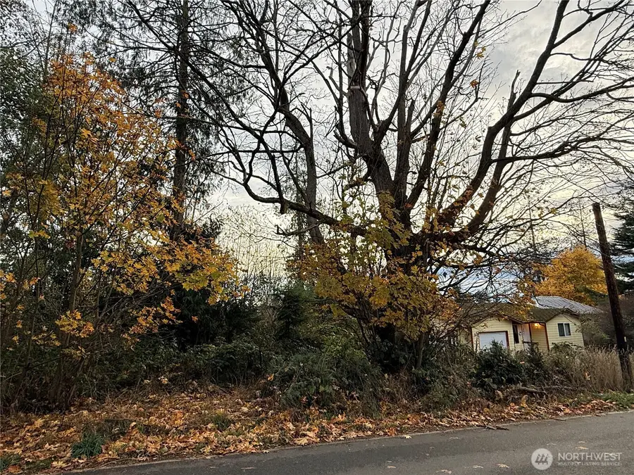 1390 Admirals Drive, Coupeville, WA 98239 - Image #2