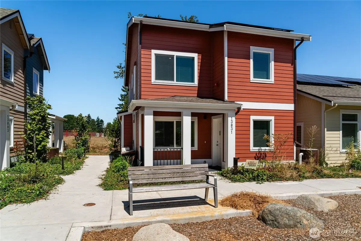 13831 32nd Lane S, Tukwila, WA 98168 - Image #1